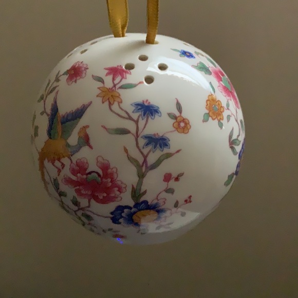 Hammersley England China Potpourri Sachet Hanging ball - Picture 1 of 4